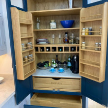 Modern style kitchen Lonsdale Kitchens