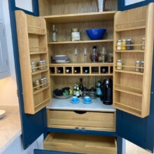 Modern style kitchen Lonsdale Kitchens