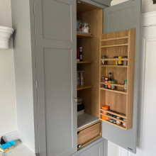 Modern style kitchen Lonsdale Kitchens