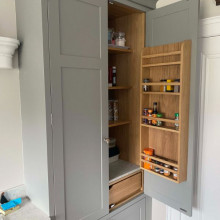 Modern style kitchen Lonsdale Kitchens