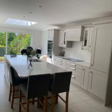 Modern style kitchen Lonsdale Kitchens